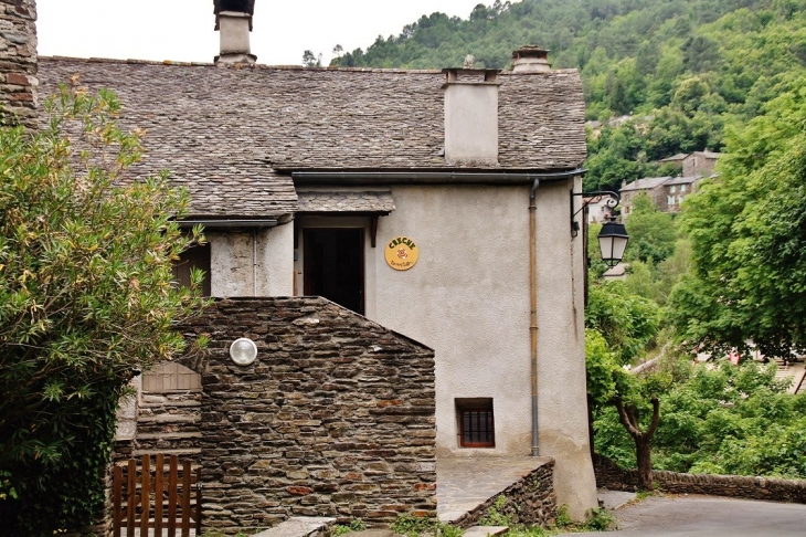 Crèche  - Sainte-Croix-Vallée-Française