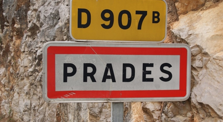 Prades ( Commune de Ste Enimie ) - Sainte-Enimie