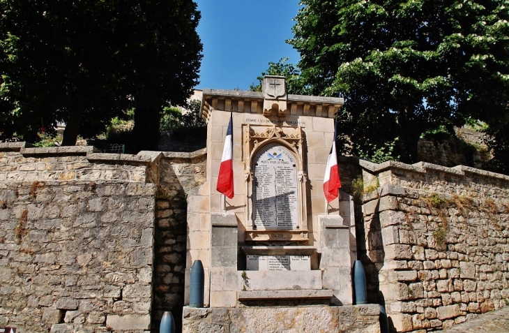 Monument aux Morts - Sainte-Enimie