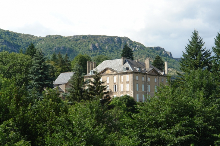 Chateau de Salgas : JM Ausset - Vebron