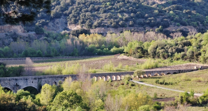 Aqueduc Romain - Ansignan