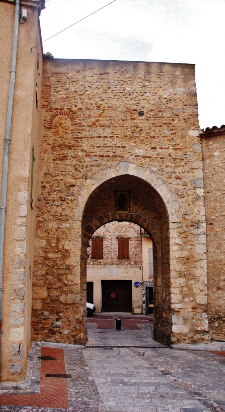 Porte Notre-Dame - Baixas