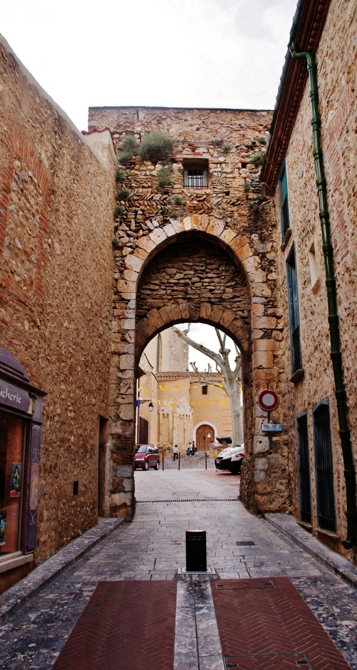 Porte Notre-Dame - Baixas