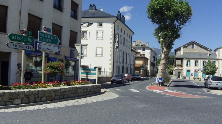 Bourg-Madame