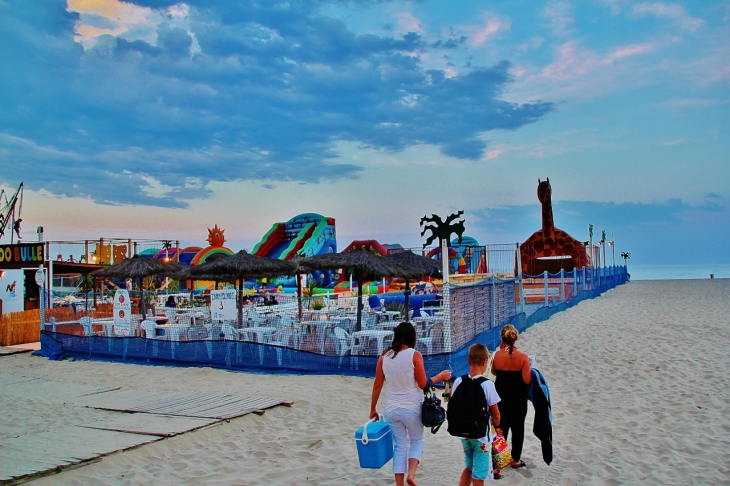 LE SOIR SUR LA PLAGE  - Canet-en-Roussillon