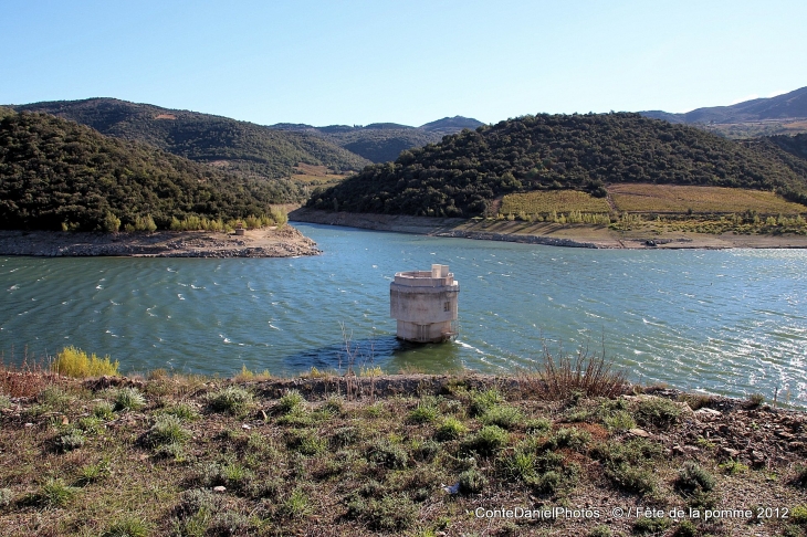 ETENDUE D EAU - Caramany