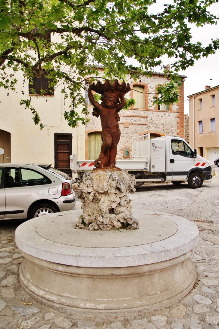 Fontaine - Cases-de-Pène