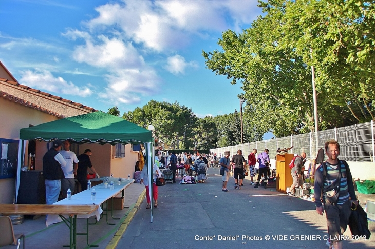 Vide grenier Claira 2013