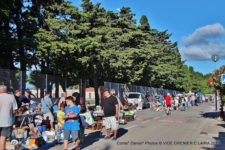 Vide grenier Claira 2013