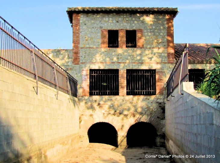 Moulin a eau  - Claira