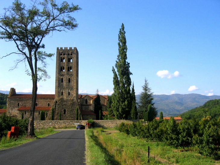 L'abbaye bénédictine de St-Michel de Cuxa - Codalet