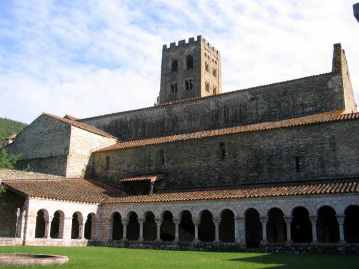 L'art préroman de St-Michel de Cuxa date du  10° siècle - Codalet