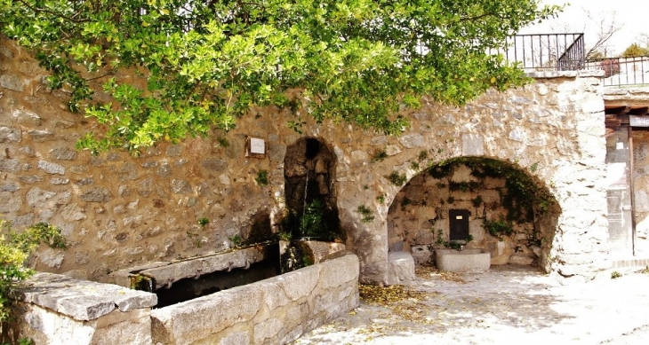 Fontaine - Corsavy