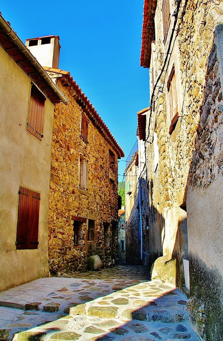 RUE DE CORSAVY