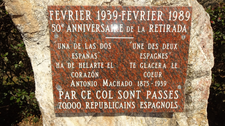 Plaque souvenir retirada - Coustouges