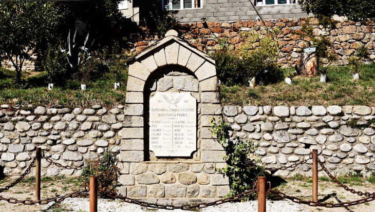 Monument-aux-Morts - Escaro