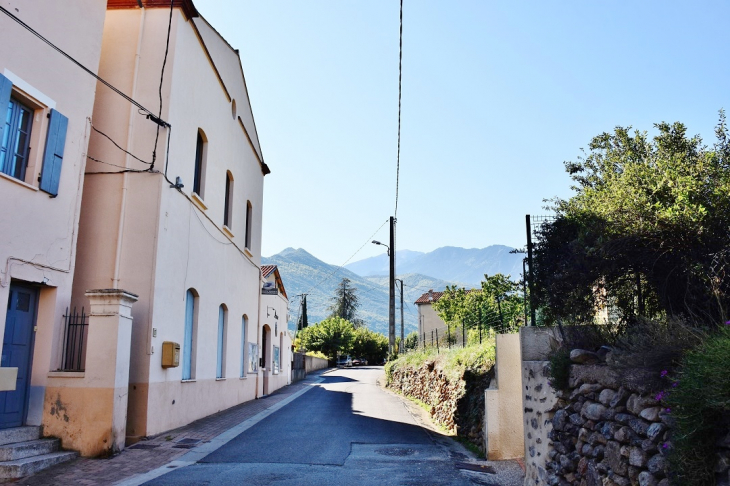 La Commune - Espira-de-Conflent