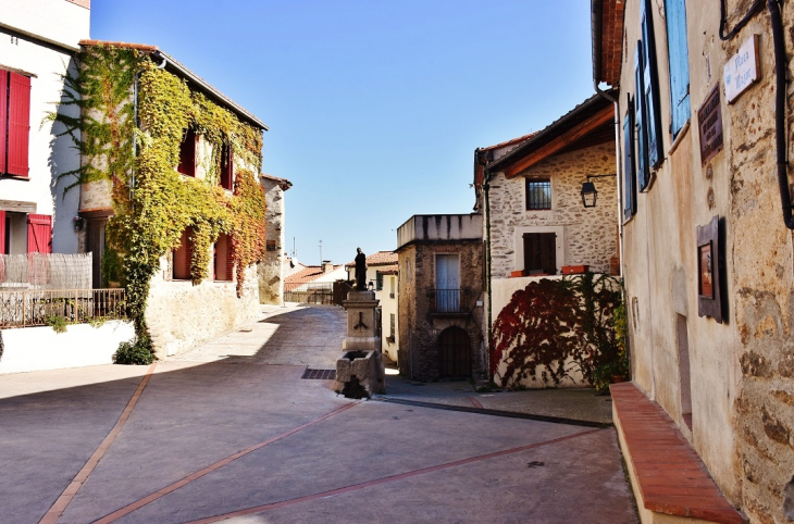 La Commune - Espira-de-Conflent