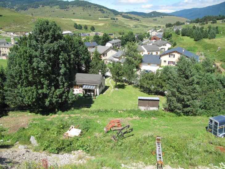 Vue fontrabiouse de la grotte