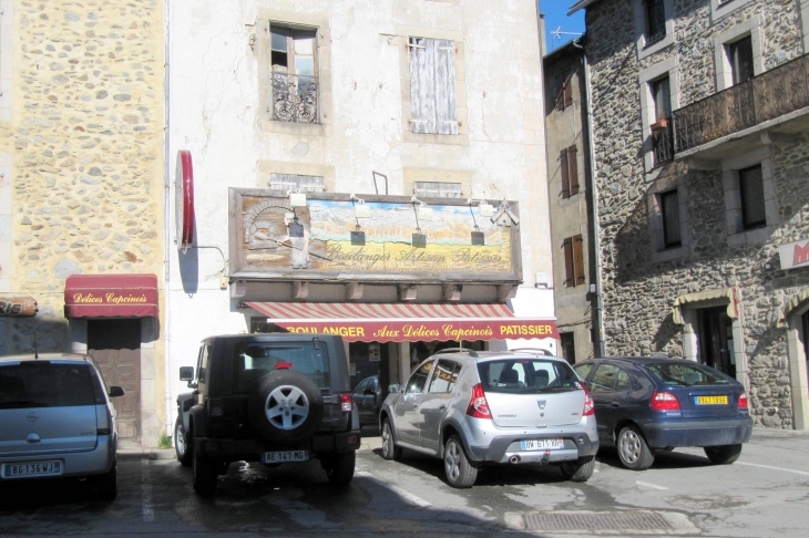 Rue principale de formigueres - Formiguères