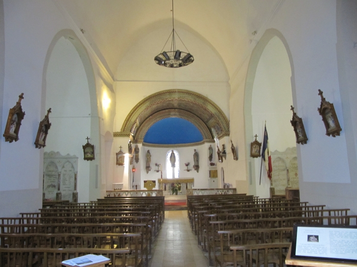 Interieur de l'eglise - Formiguères