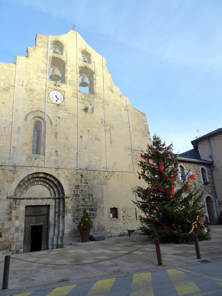 Place du village - Formiguères