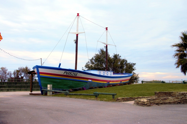 Barque de pëche Catalane - Le Barcarès