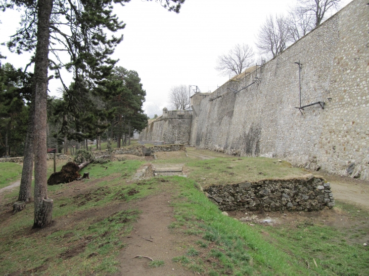 Promenade autour de mon-louis - Mont-Louis