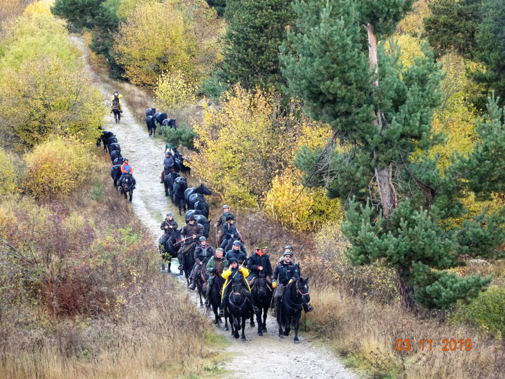 Retour d'estive des merens , des bouillouses a st cyprien , passage a mont-louis 