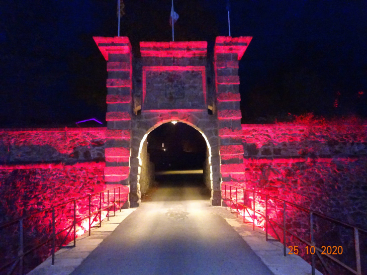 Eclairage de entrée de mont-louis octobre 2020 !