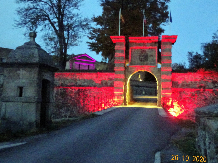 Eclairage de entrée de mont-louis octobre 2020 !