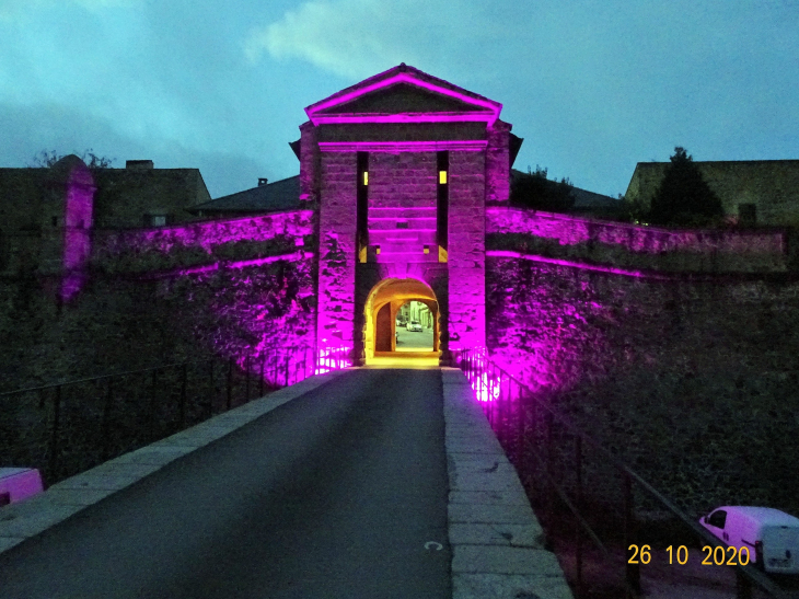 Eclairage de entrée de mont-louis octobre 2020 !