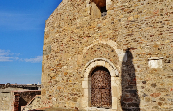 .  église St Saturnin 12 Em Siècle - Montesquieu-des-Albères