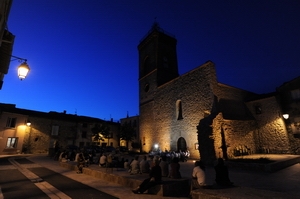 Place de l'eglise un soir de concert - Palau-del-Vidre