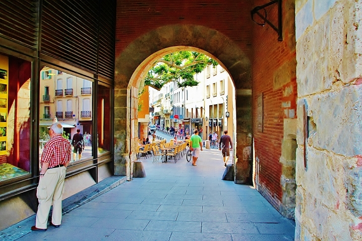 RUE DE PERPIGNAN