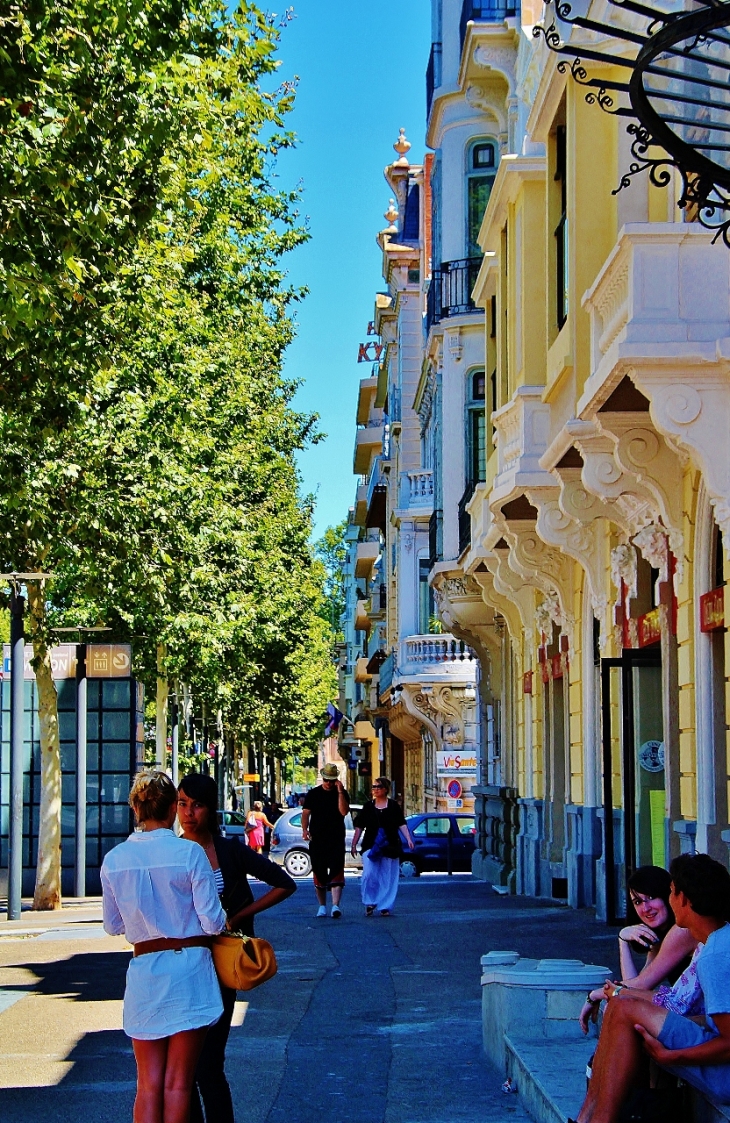 RUES DE LA VILLE - Perpignan