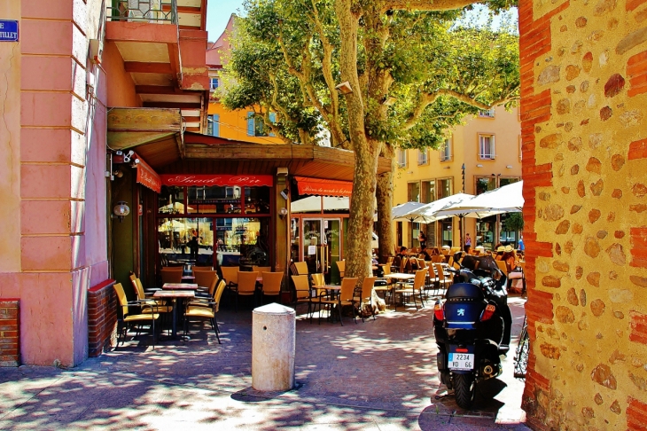 RUES DE LA VILLE - Perpignan