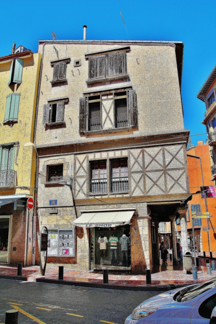 RUES DE PERPIGNAN