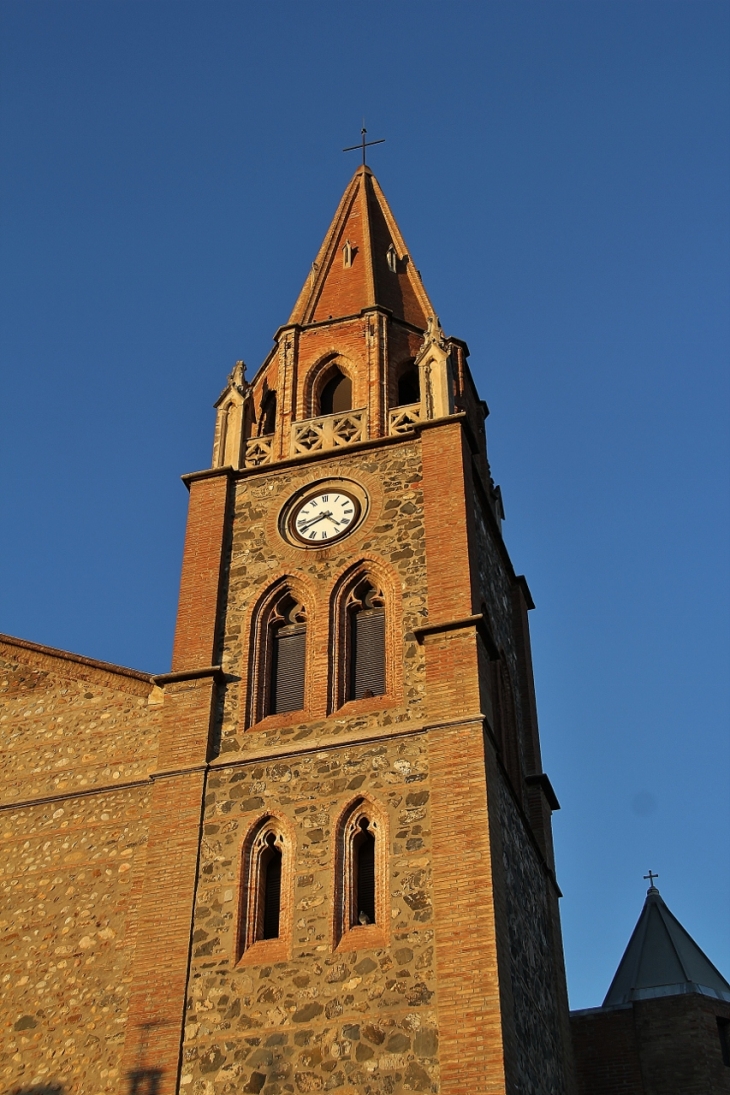 CLOCHER DE L EGLISE - Pia