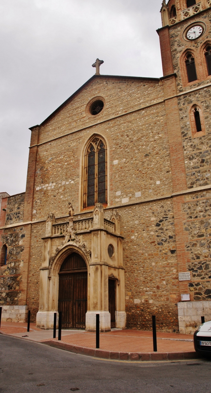 .. église St Cyr et Ste Juliette - Pia