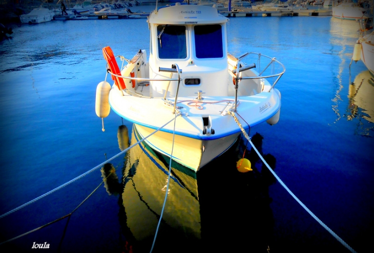 Bateau sur le port  - Port-Vendres