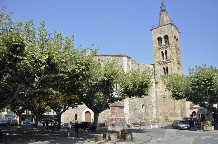 LA PLACE DE PRADES