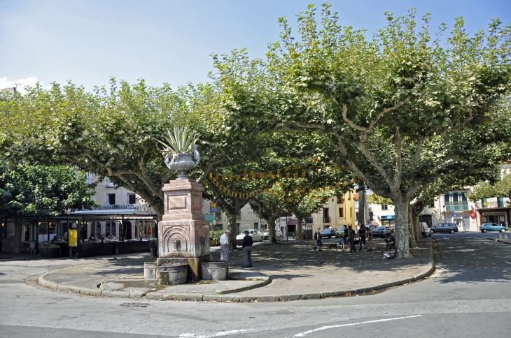 LA PLACE DE PRADES