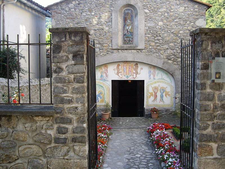 Chapelle dans la ville - Prats-de-Mollo-la-Preste