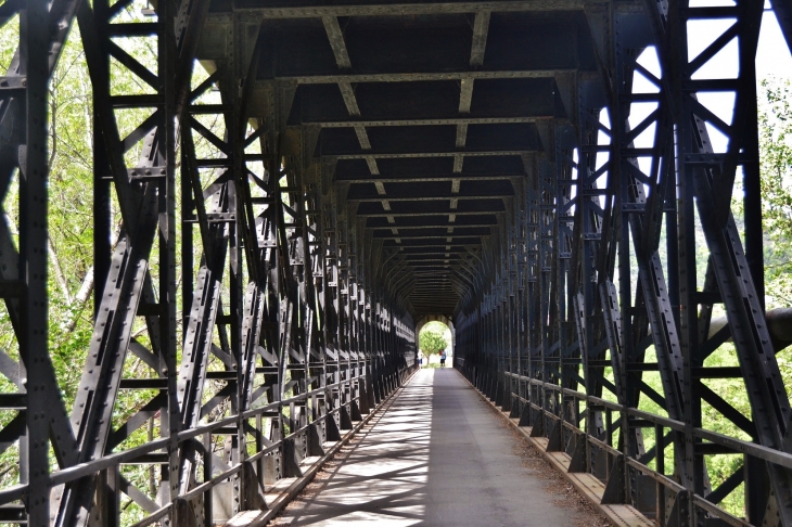 Le Pont commune de Reynes - Reynès