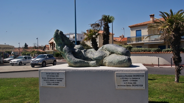 Sculpture - Saint-Cyprien