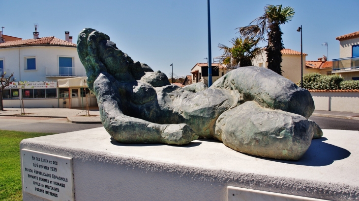 Sculpture - Saint-Cyprien