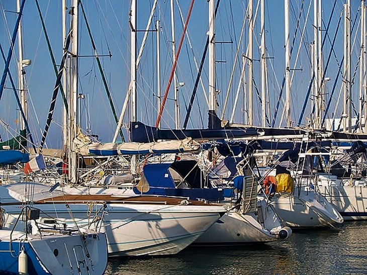 VOILIERS PORT - Saint-Cyprien