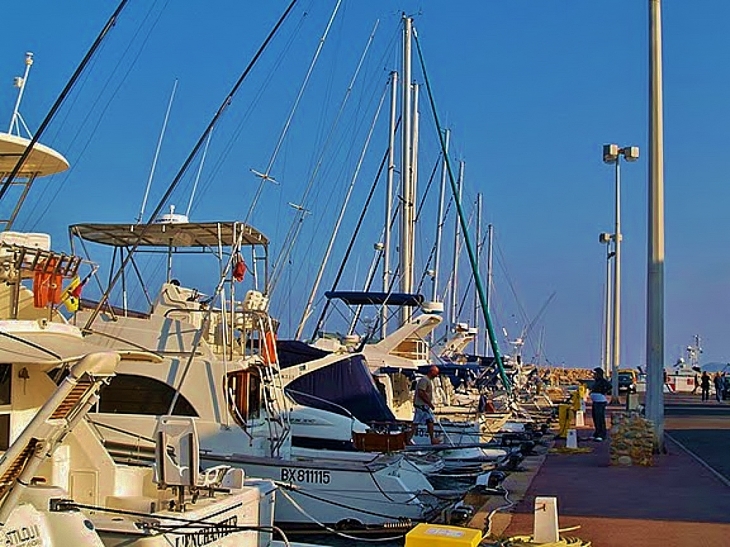 VOILIERS PORT  - Saint-Cyprien