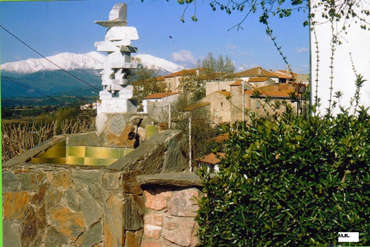 C'ETAIT  LA  FONTAINE DOC.  BASMANN..... - Saint-Jean-Pla-de-Corts